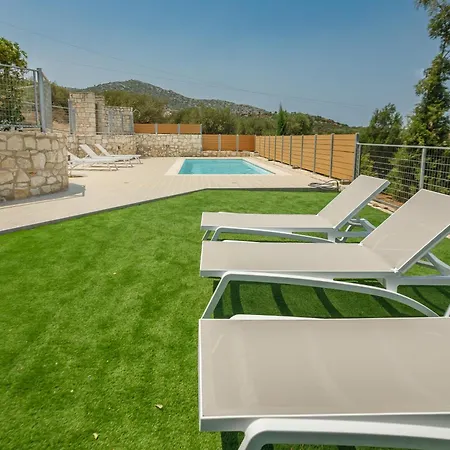 Willa Nefeli With Private Pool Agia Pelagia