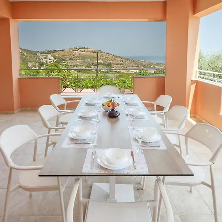 Nefeli With Private Pool Agia Pelagia